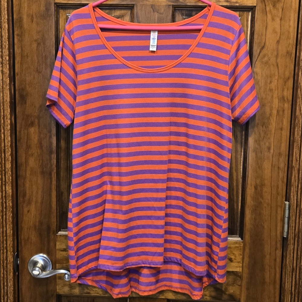 Lularoe Striped Classic T EUC Large